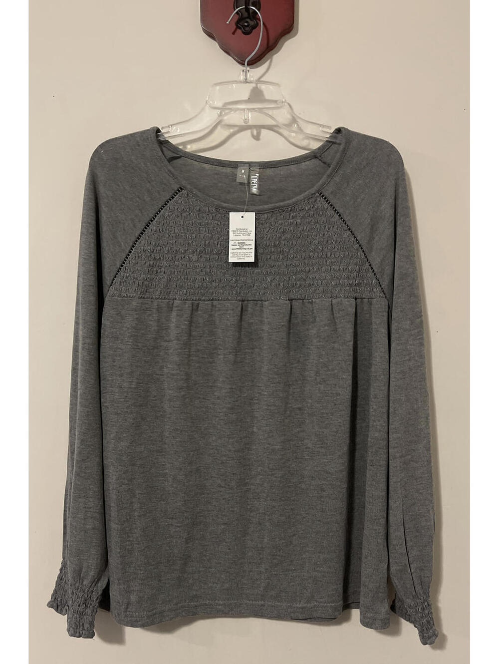 Silverwear Womens Medium Gray Long-Sleeved Smock Style Shirt NWT! A1628